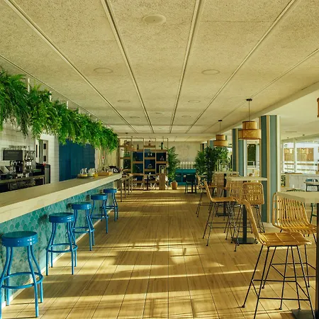 Alannia Costa Dorada Campeggio 2*